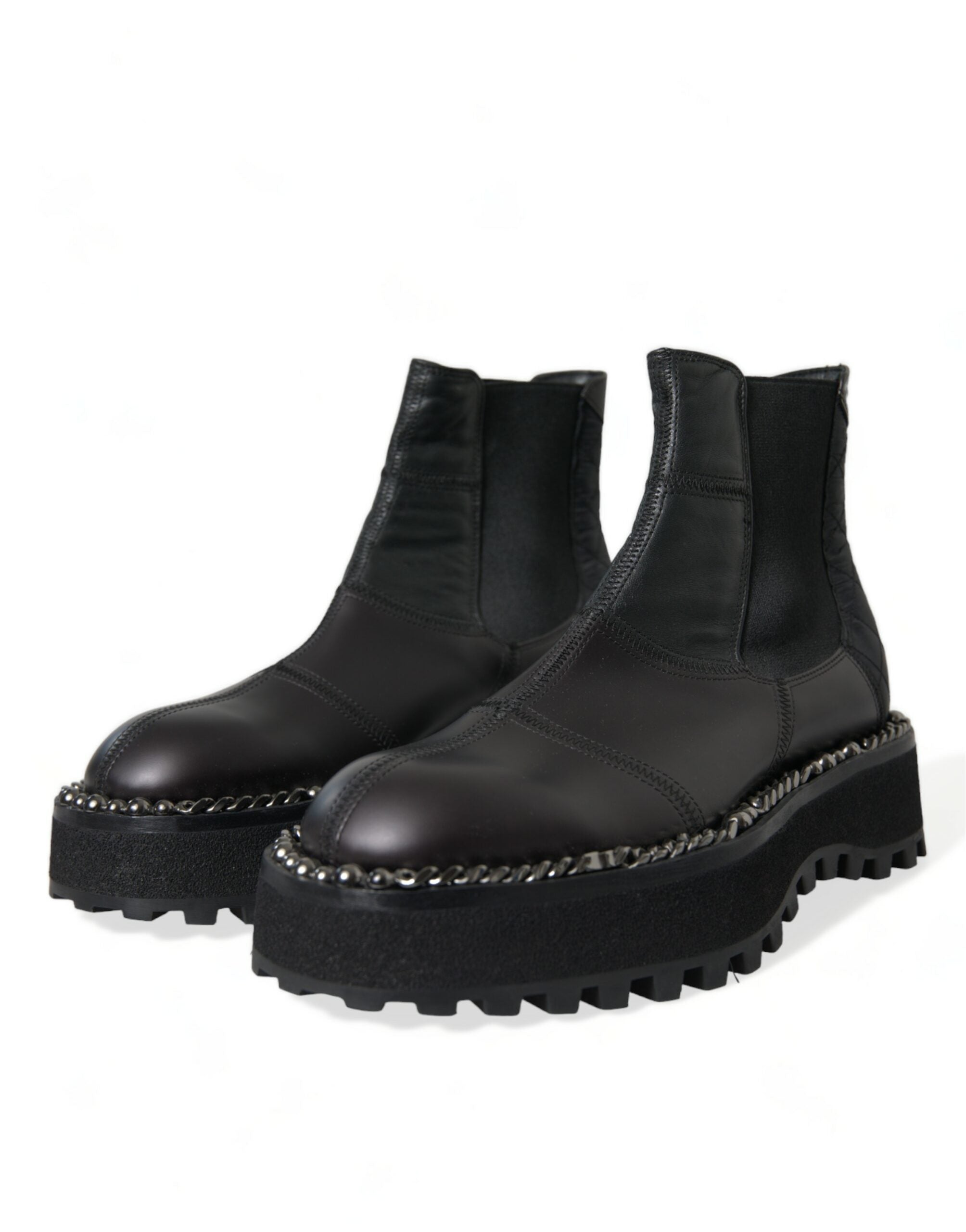 Elegant black slip-on Chelsea boots