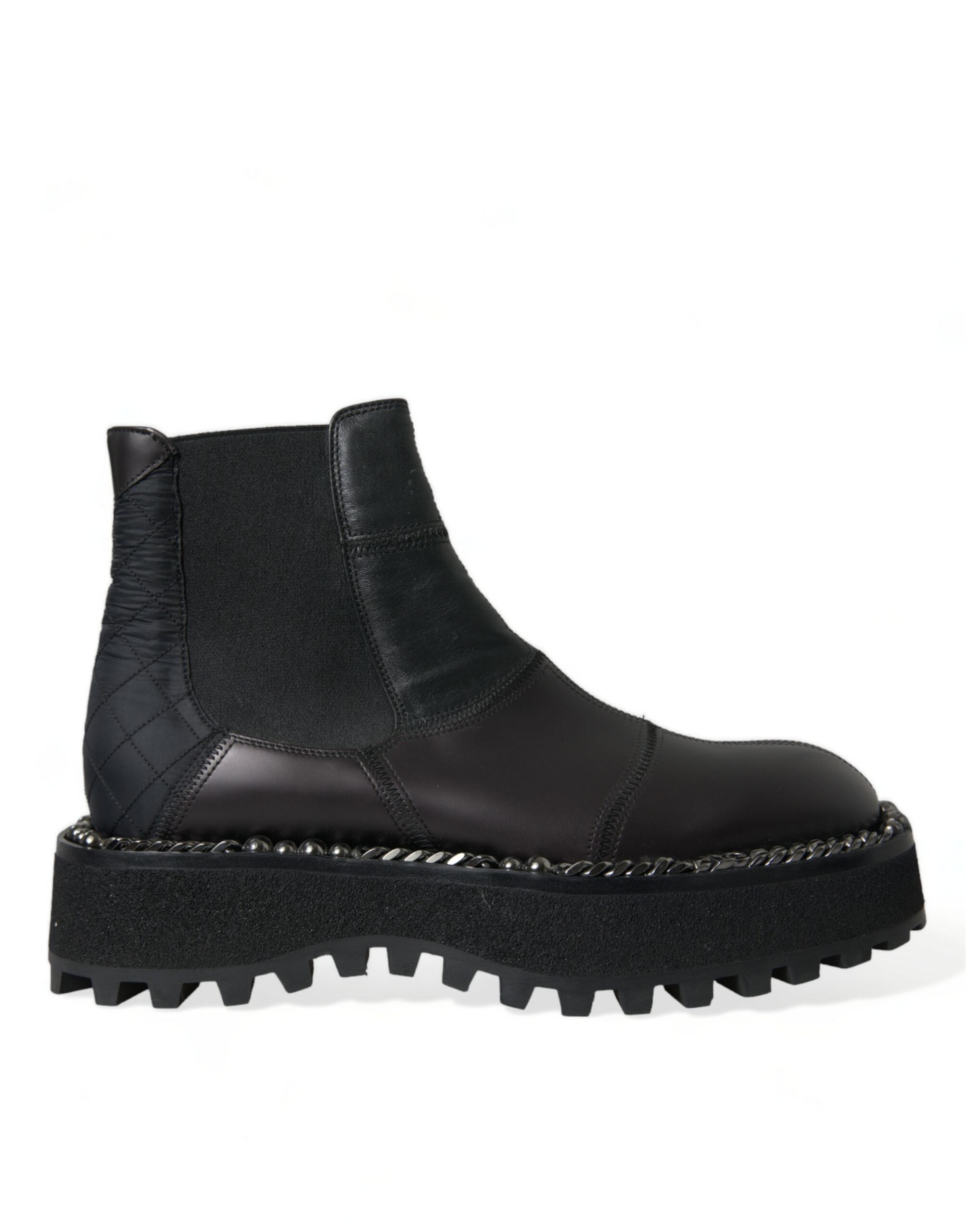 Elegant black slip-on Chelsea boots