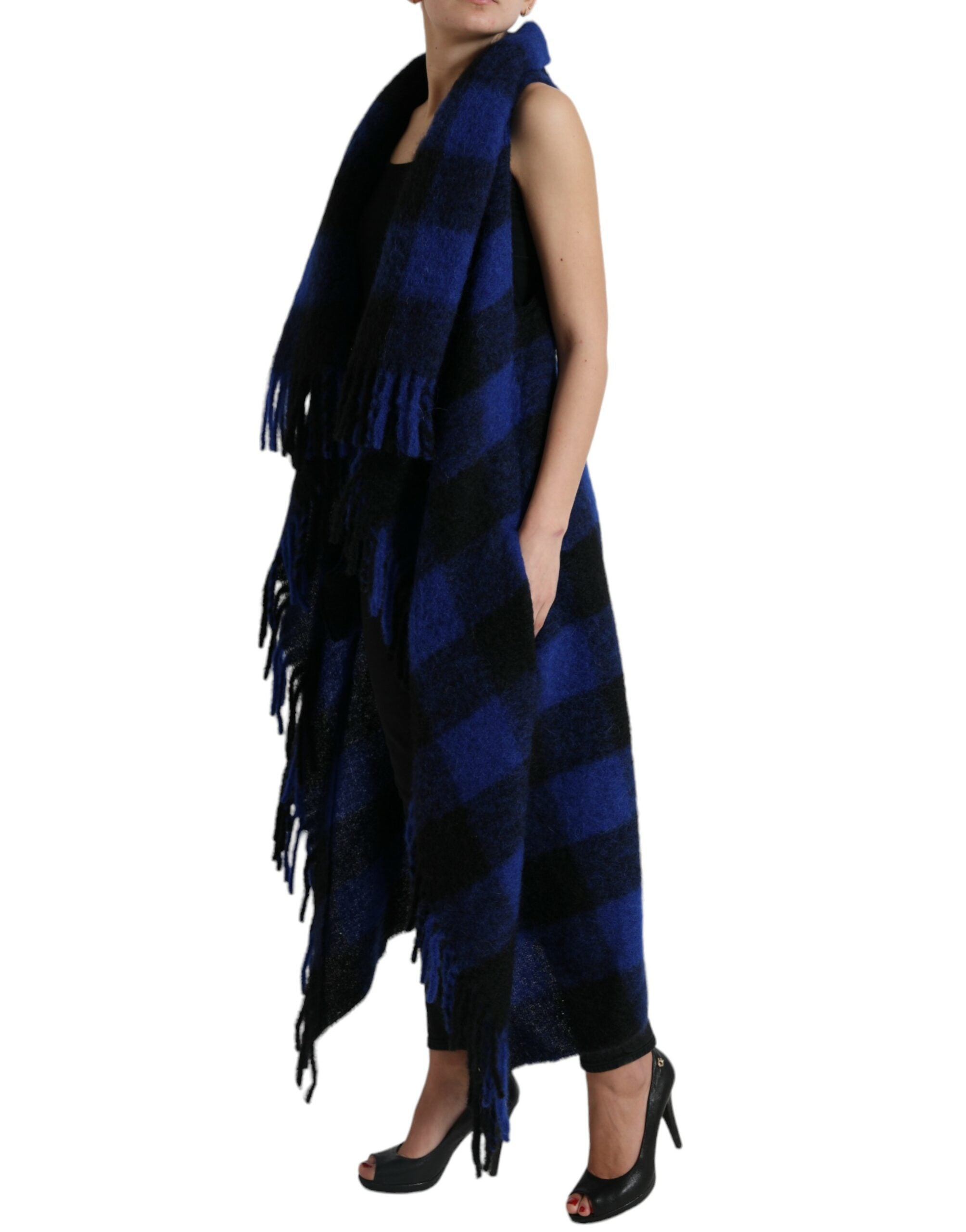Elegant checked poncho cardigan with fringes