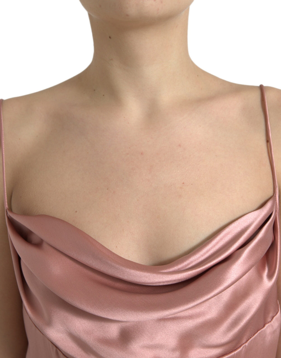 Elegant long silk dress in pink