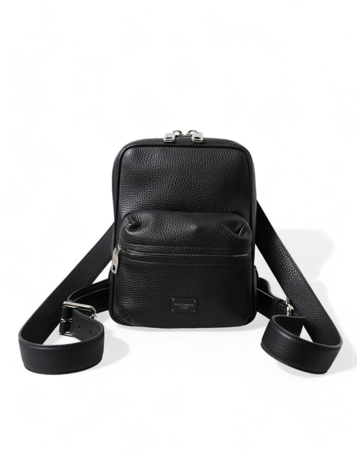 Chic small backpack made of black calfskin