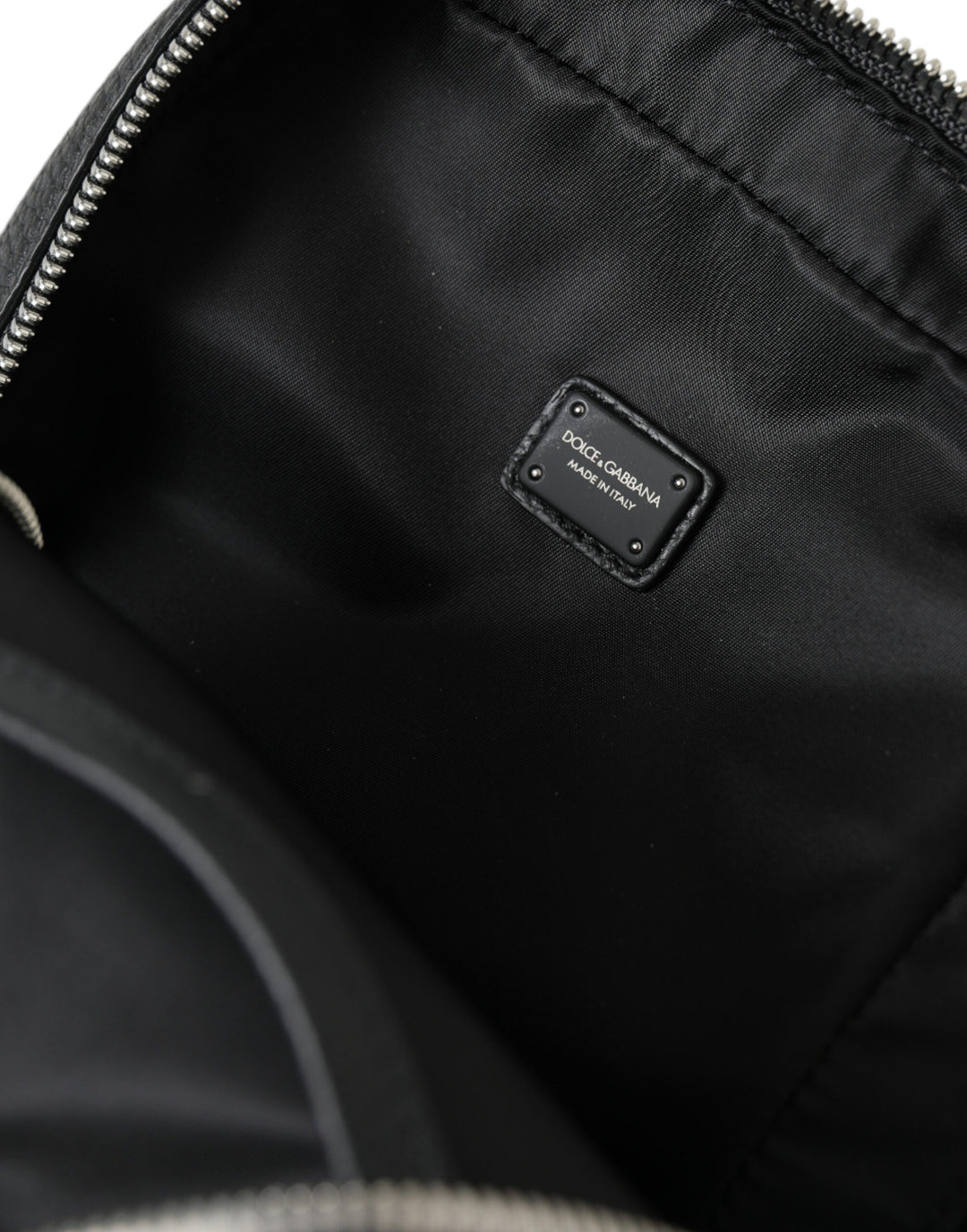 Chic small backpack made of black calfskin