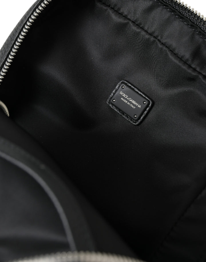 Chic small backpack made of black calfskin