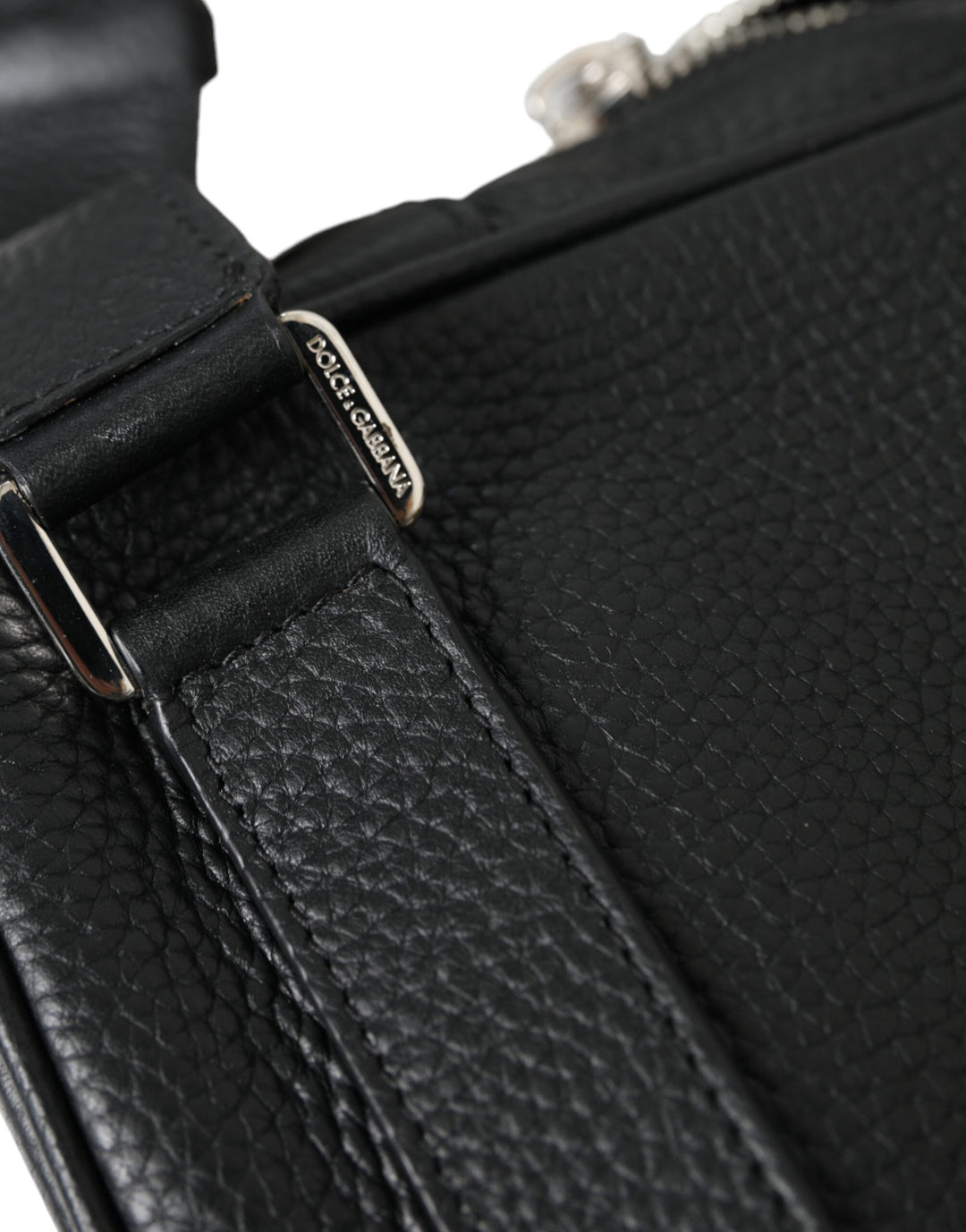 Chic small backpack made of black calfskin
