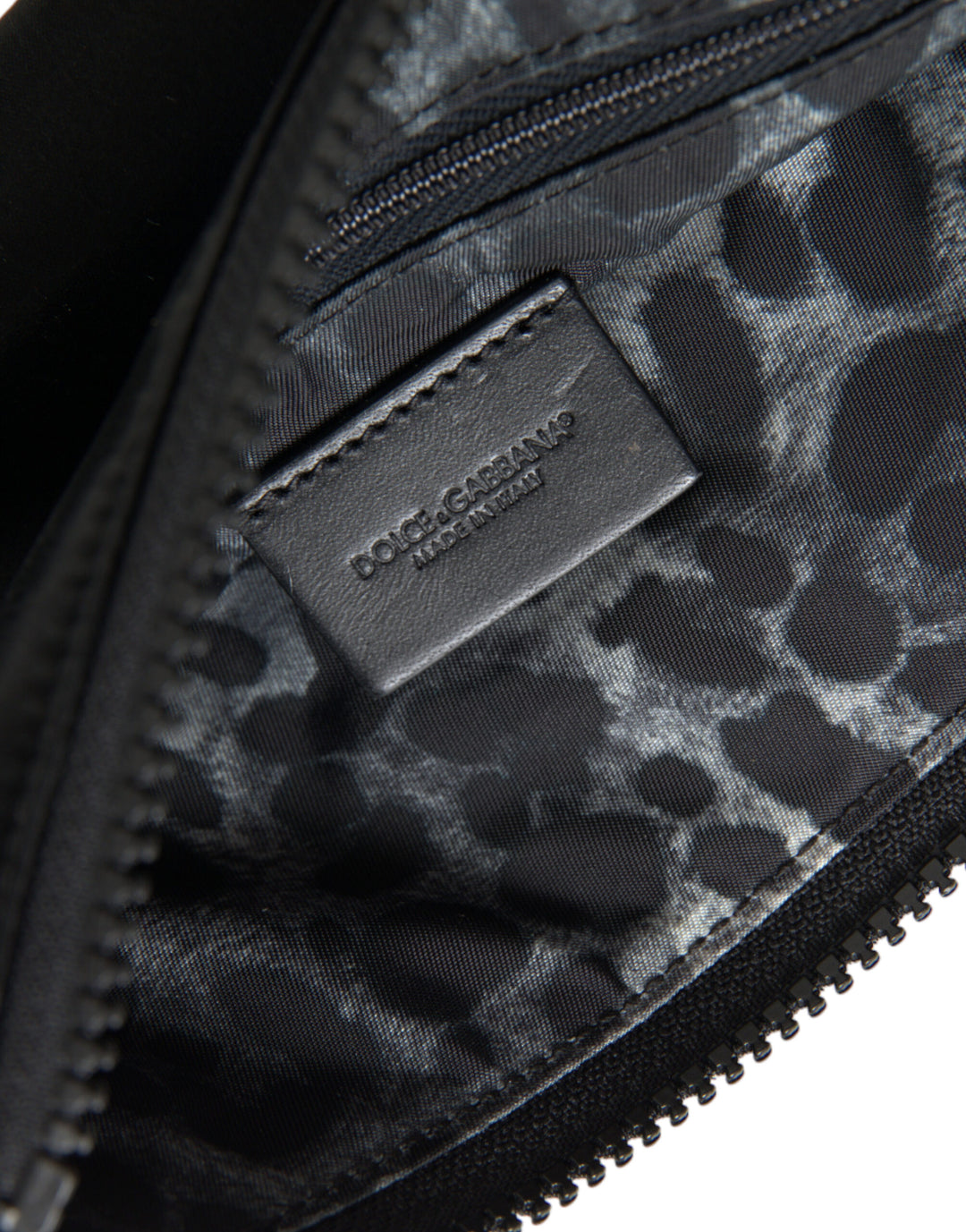 Schwarzes Nylon Logo Plaque Schlüsselanhänger Tasche Clutch