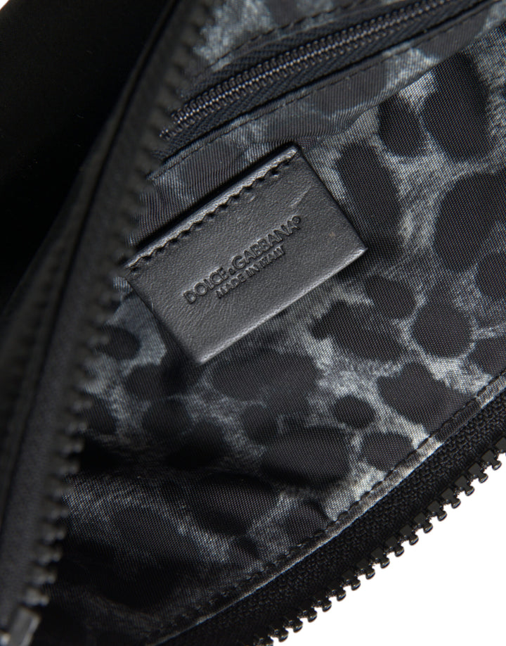 Schwarzes Nylon Logo Plaque Schlüsselanhänger Tasche Clutch