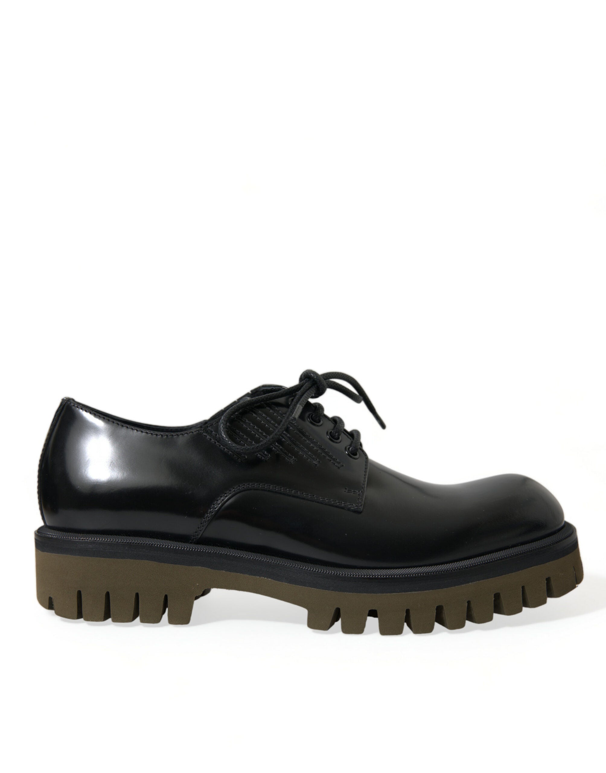 Elegant Derby shoes made of black leather