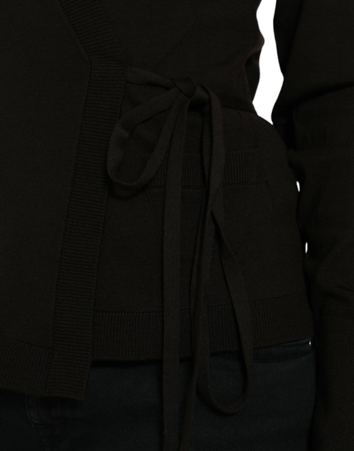 Schwarzer Wollpullover mit V-Ausschnitt und gekreuztem Kragen