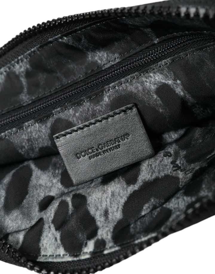 Schwarzes Nylon Logo Plaque Schlüsselanhänger Tasche Clutch