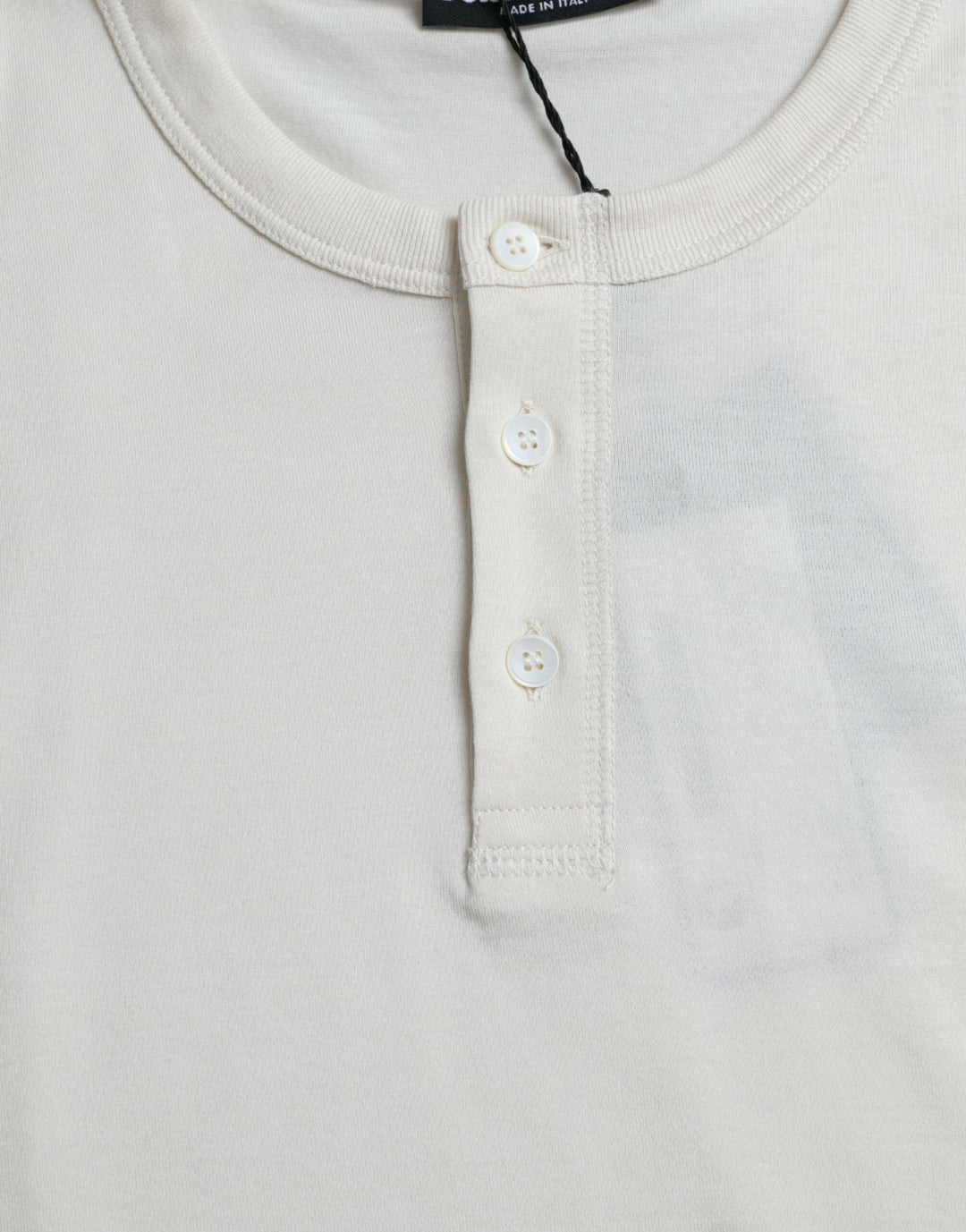 Elegant white cotton sweater