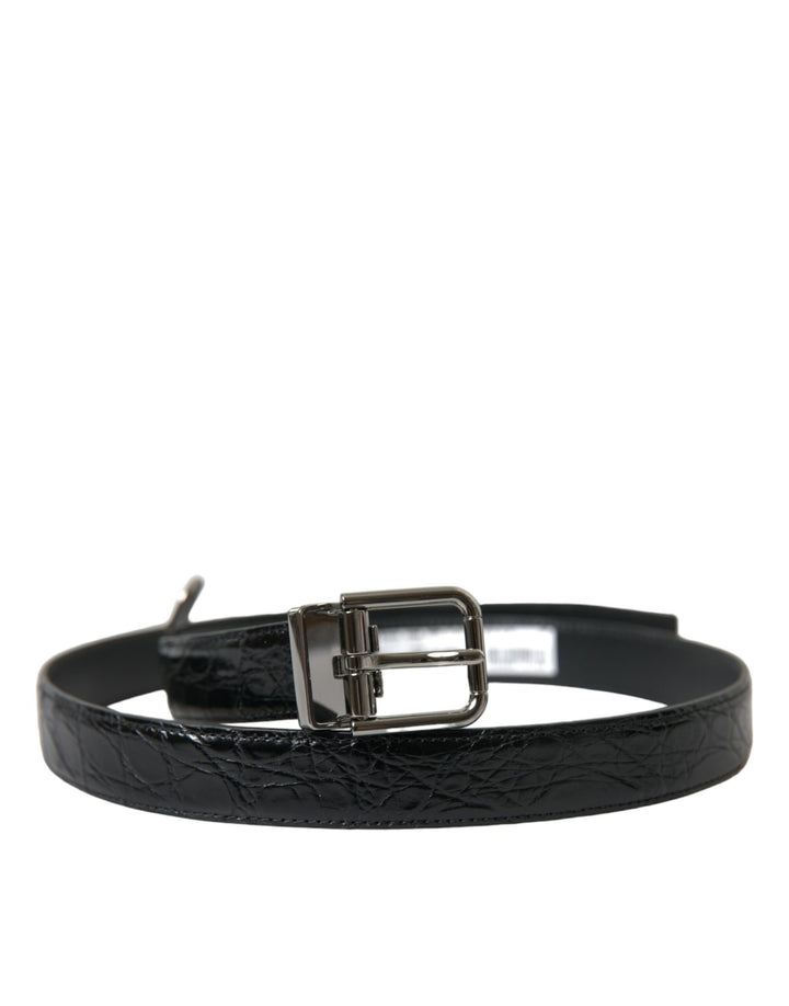Elegant black leather belt with metal buckle