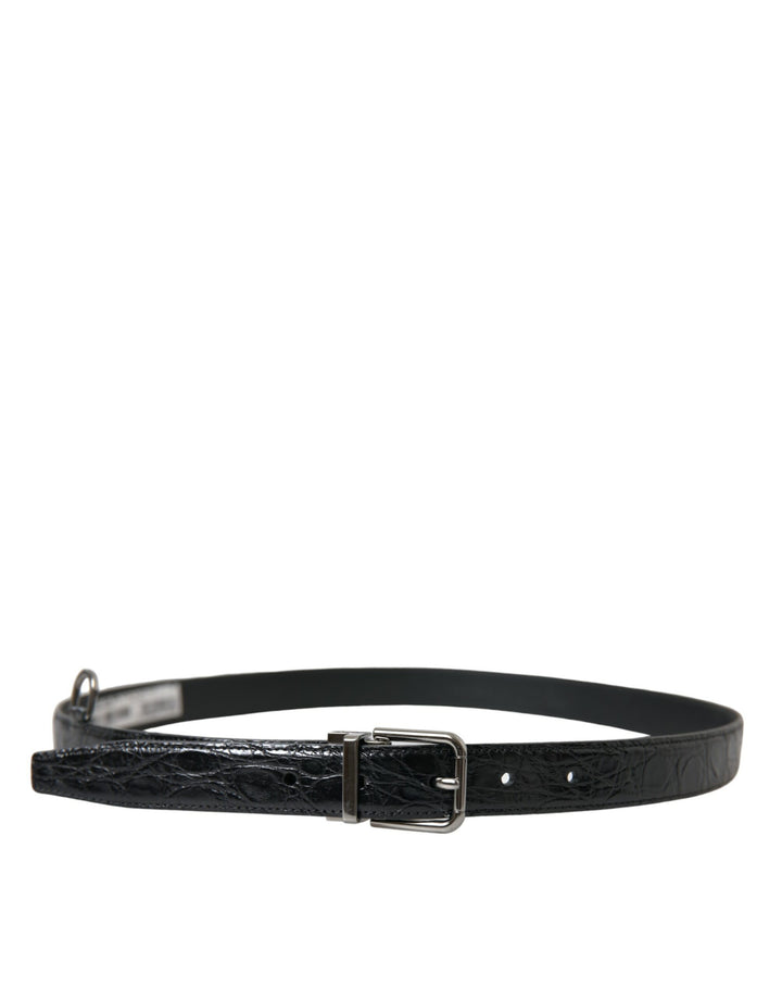 Elegant black leather belt with metal buckle