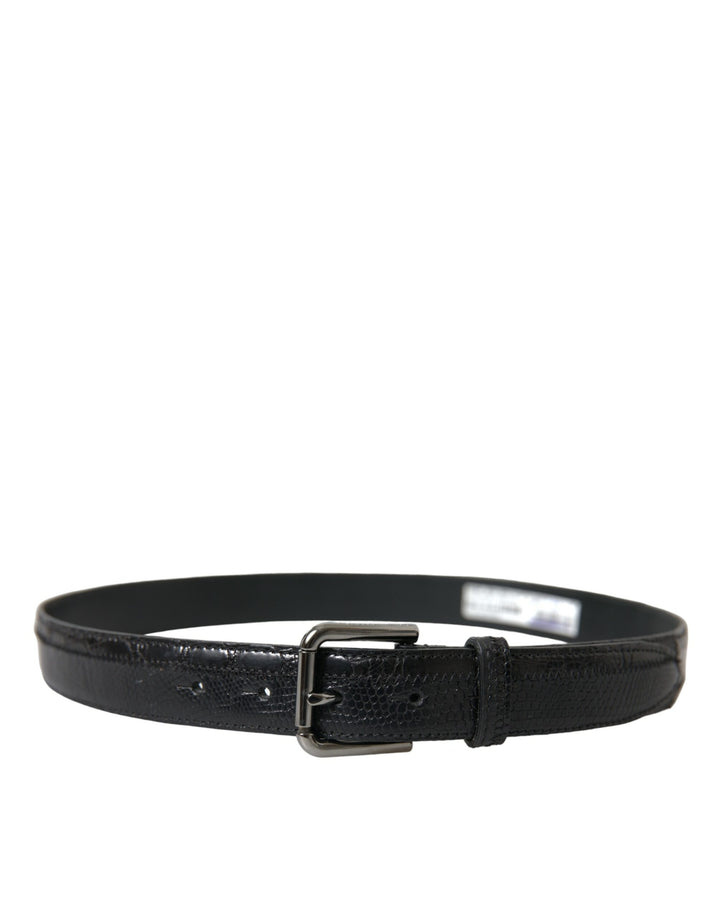 Elegant black leather belt with metal buckle