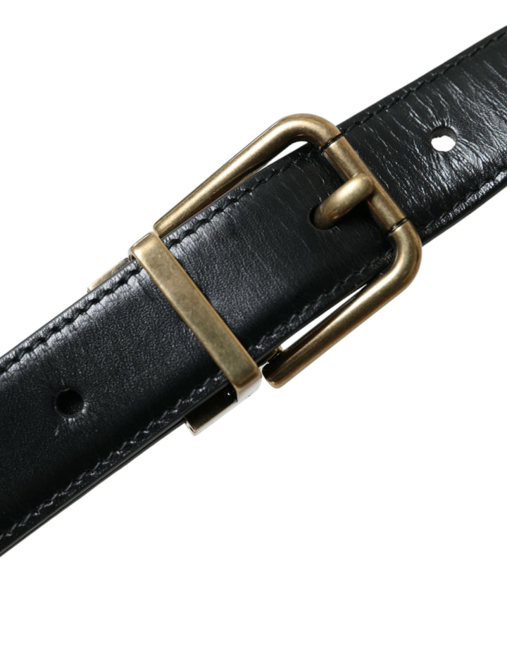 Elegant black calfskin belt