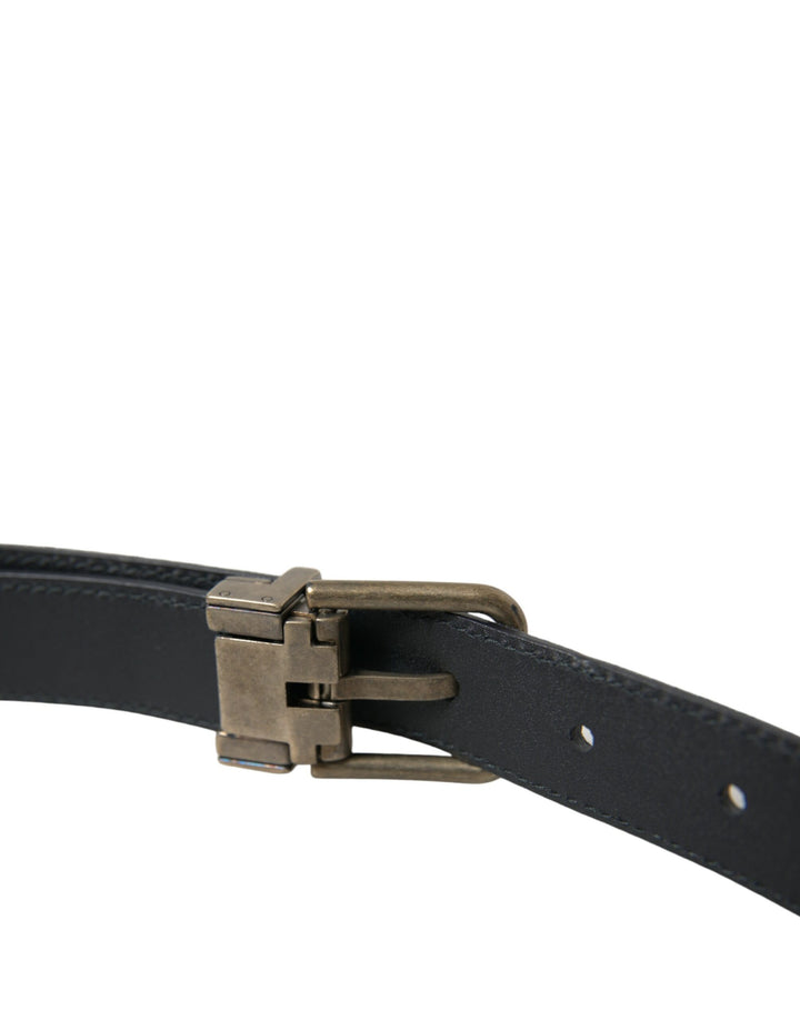 Elegant calfskin belt made of suede