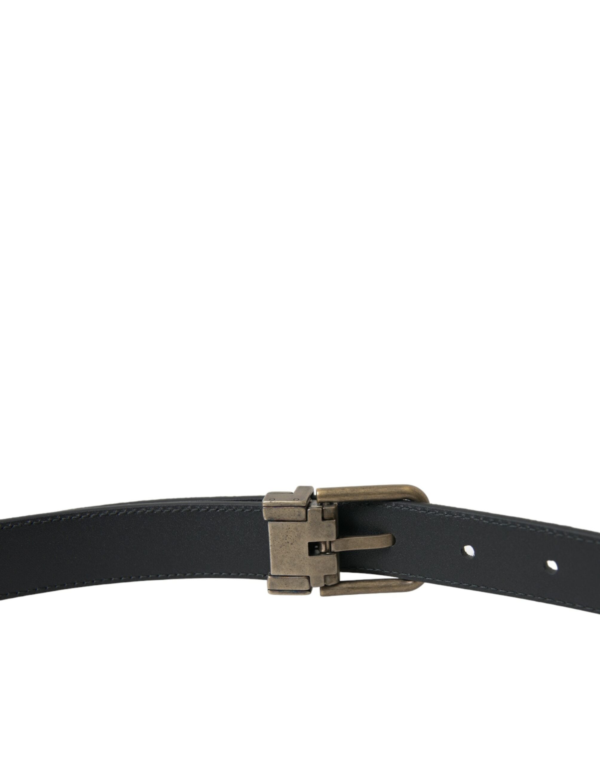 Elegant calfskin belt made of suede