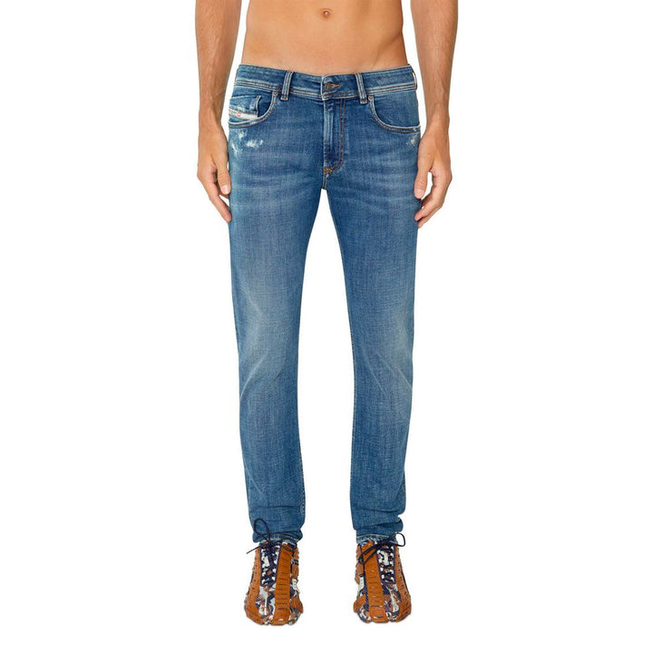 Diesel Punk-inspirierte Skinny-Jeans mit niedriger Taille