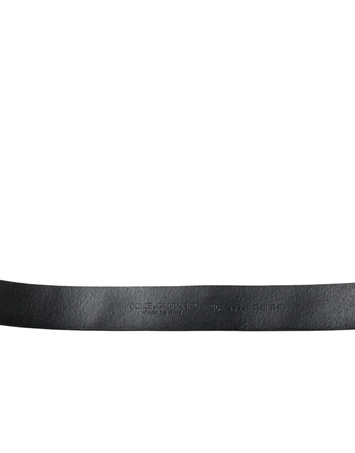 Leather belt with engraved logo