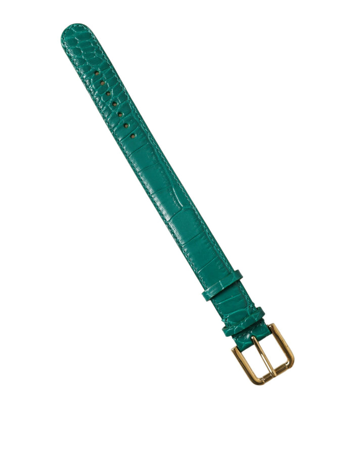 Elegant green leather collar