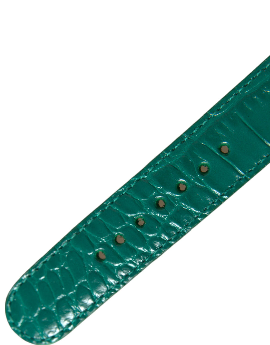Elegant green leather collar