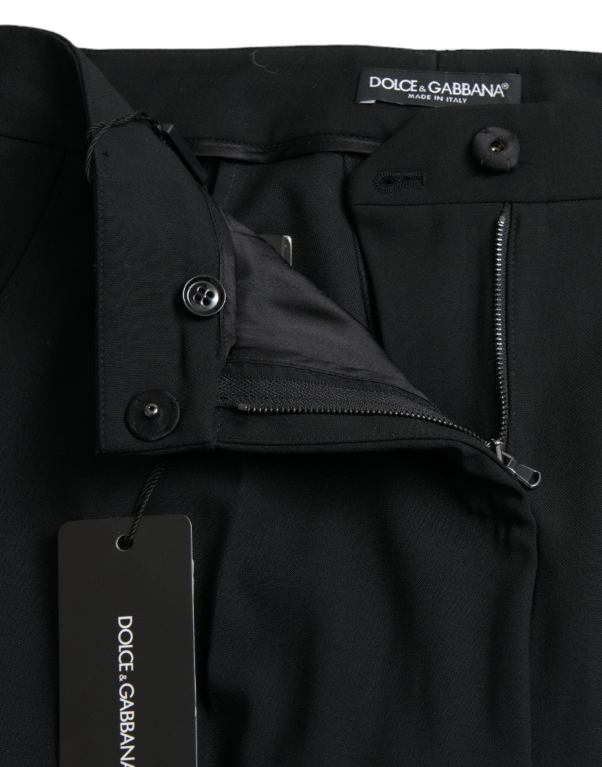 Elegant tapered wool trousers