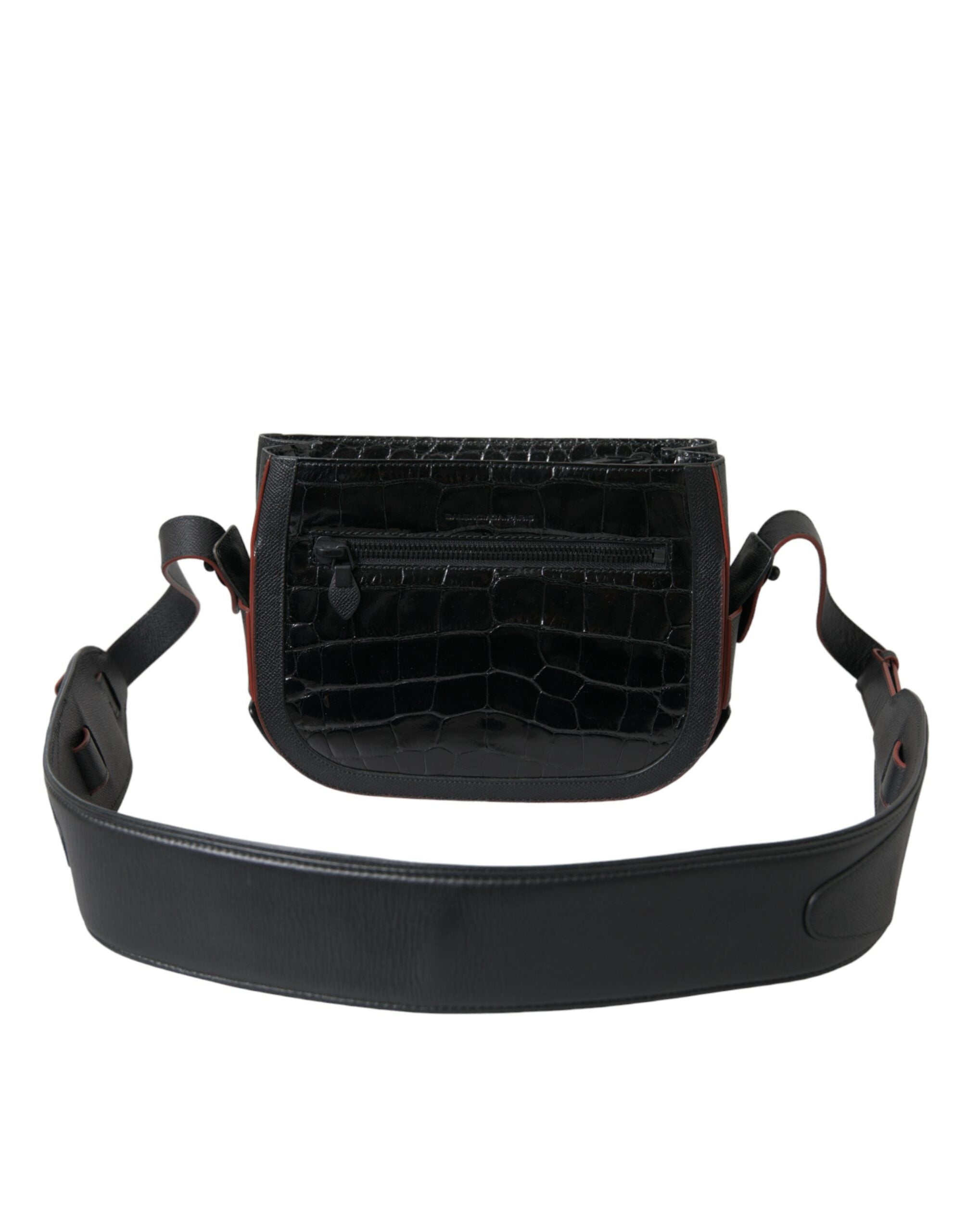 Elegant camera bag made of exotic leather