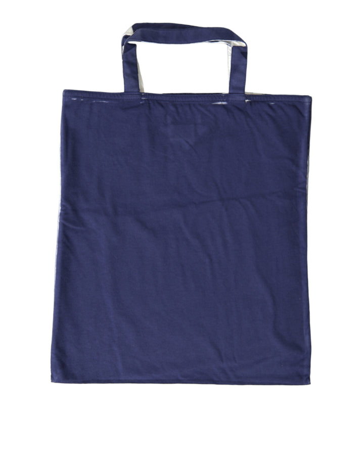 Elegant blue tote bag for chic trips