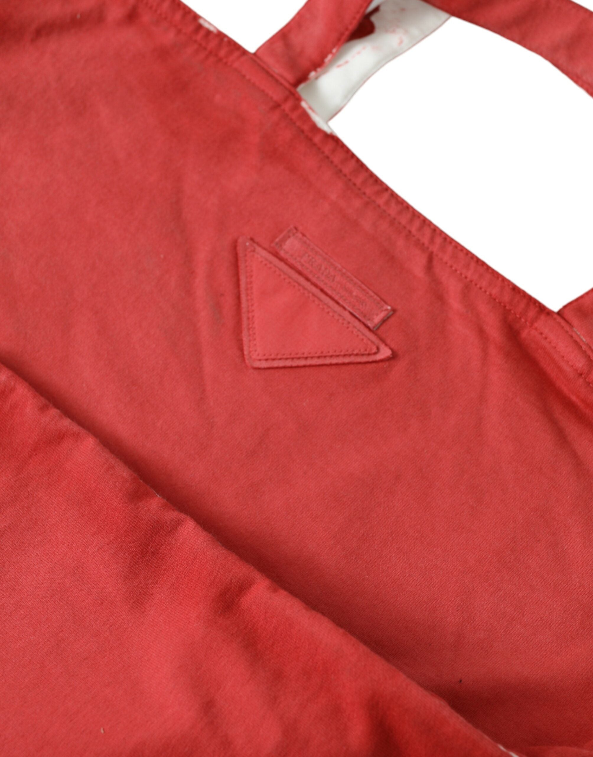 Chic tote bag made of red and white fabric