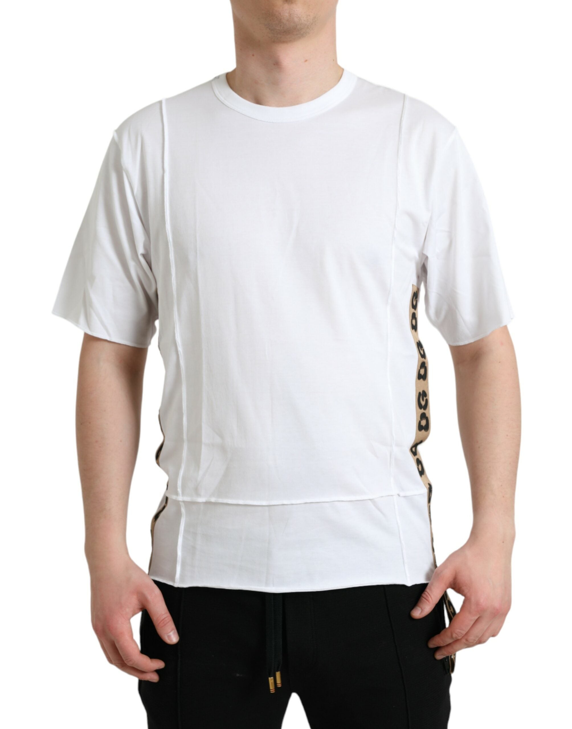 White logo T-shirt with round neck and short sleeves