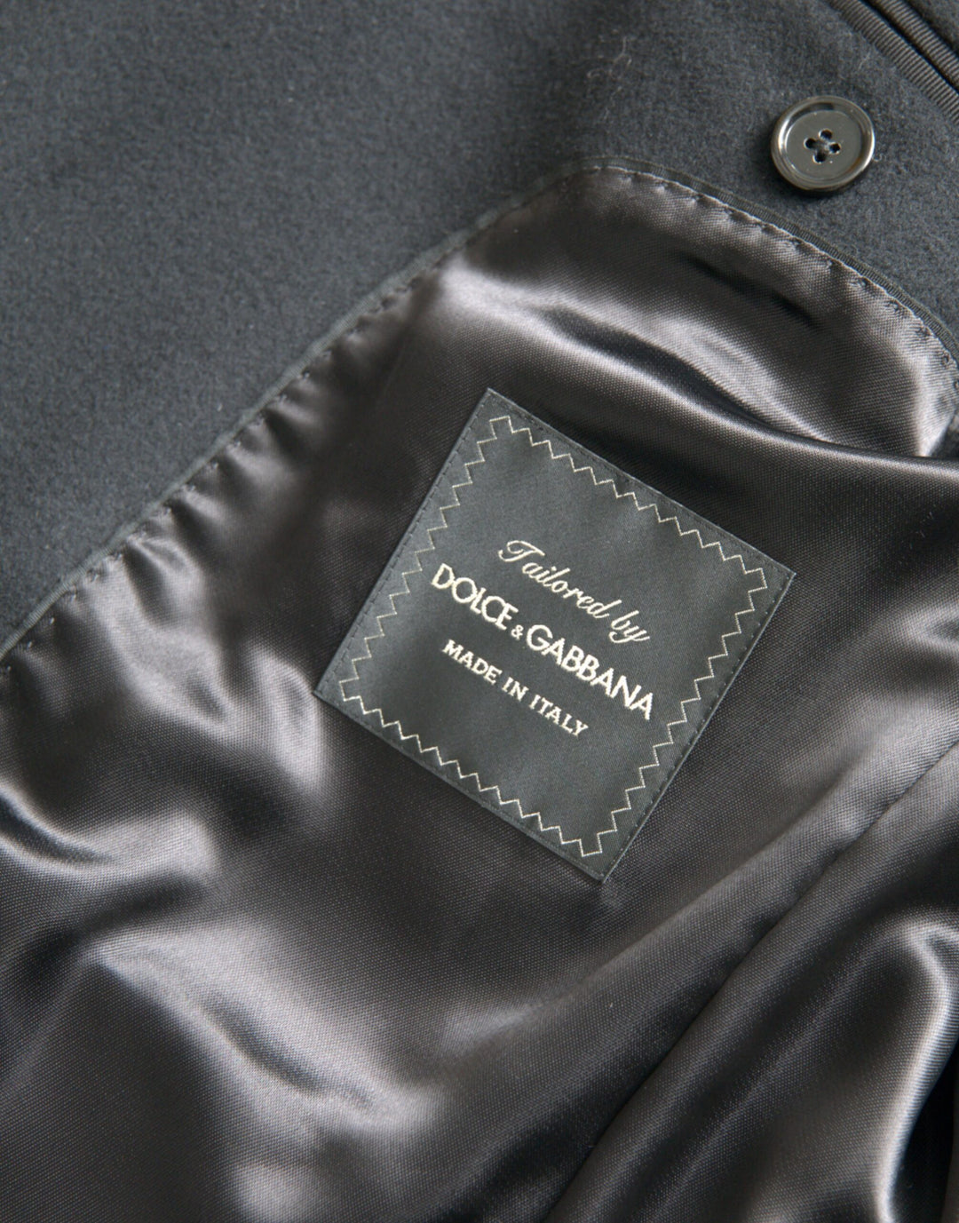 Black single-breasted trench coat jacket