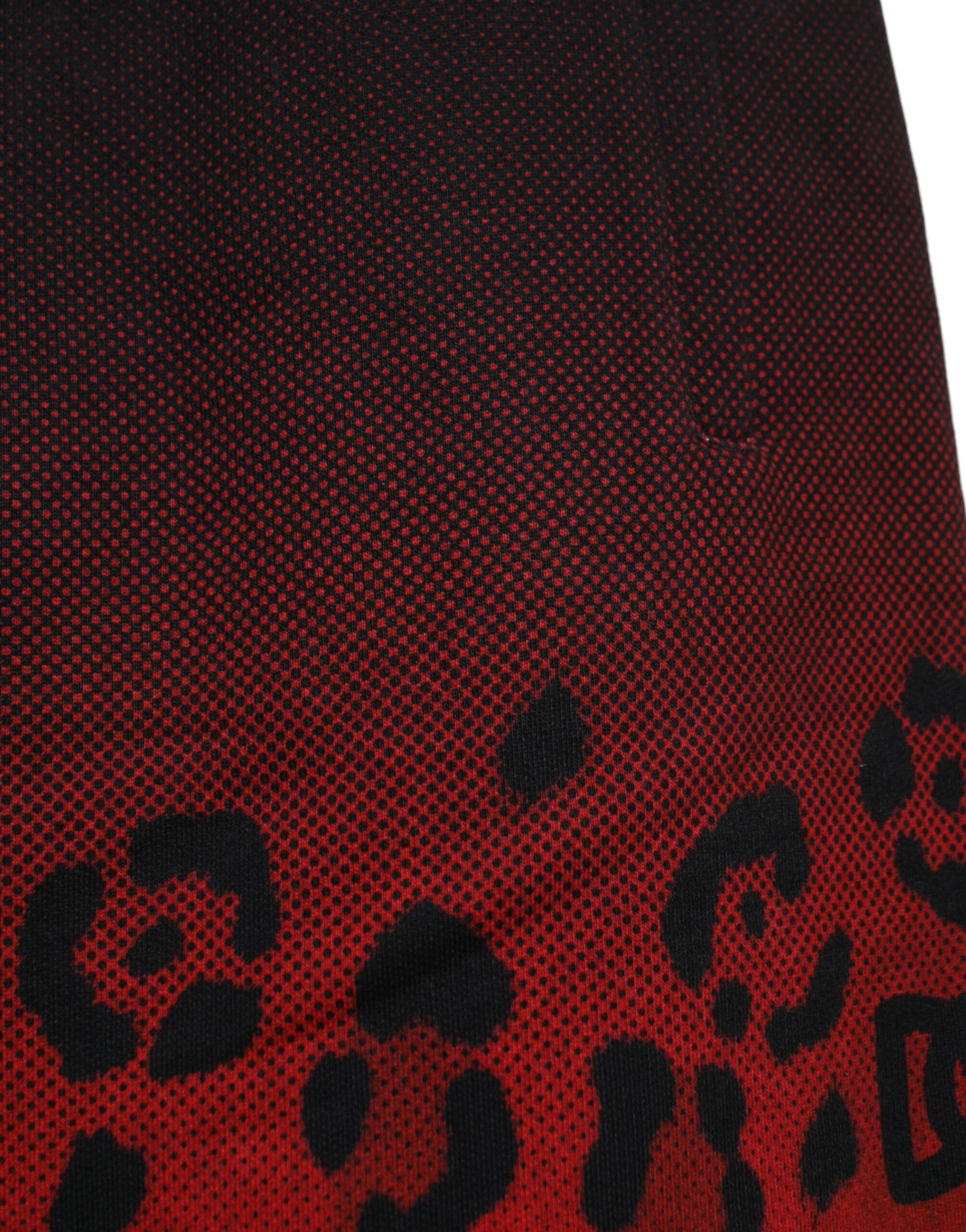 Red cotton Bermuda shorts with leopard print