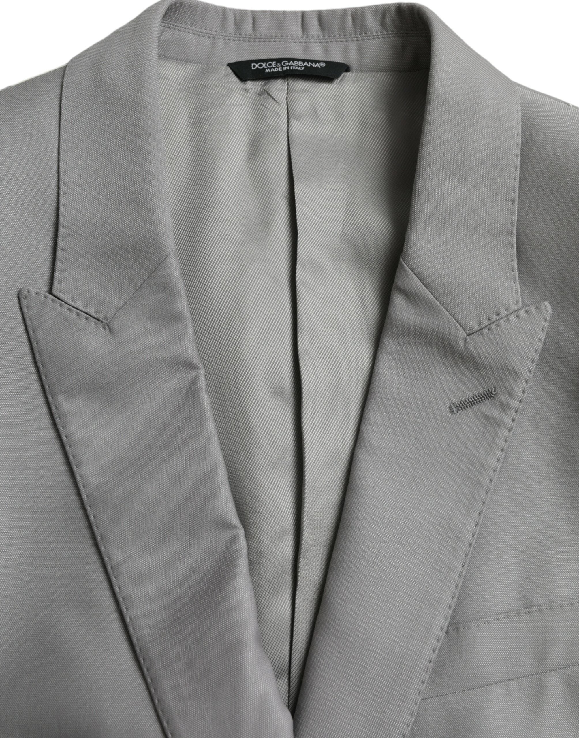 Grey single-breasted wool coat with lace blazer