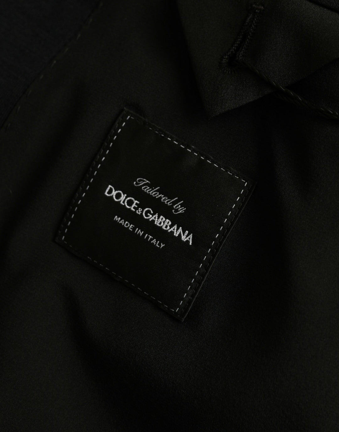 Black wool coat single-breasted with notch blazer