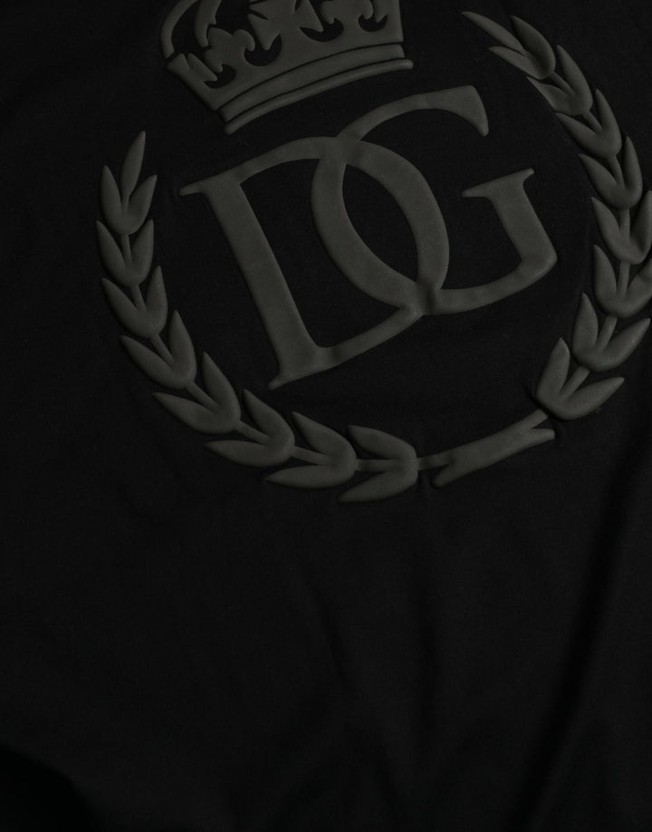 Black round-neck T-shirt with short sleeves and embossed logo