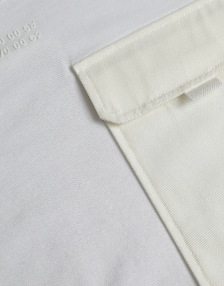 Weißes Baumwolltaschen-T-Shirt mit kurzen Ärmeln