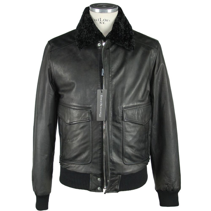Tiefschwarze Lederjacke für Männer