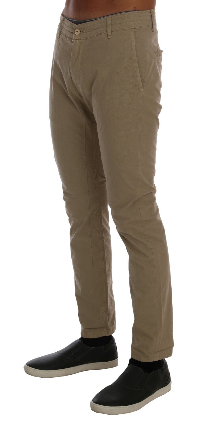 Beige slim fit chinos for sophisticated style