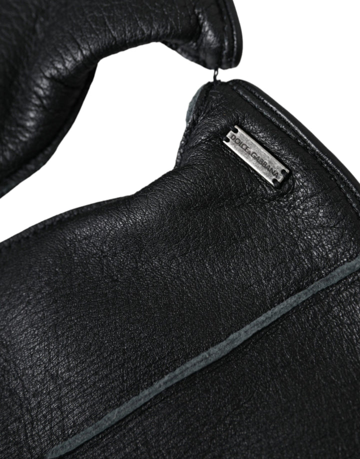 Black deerskin gloves in wrist length