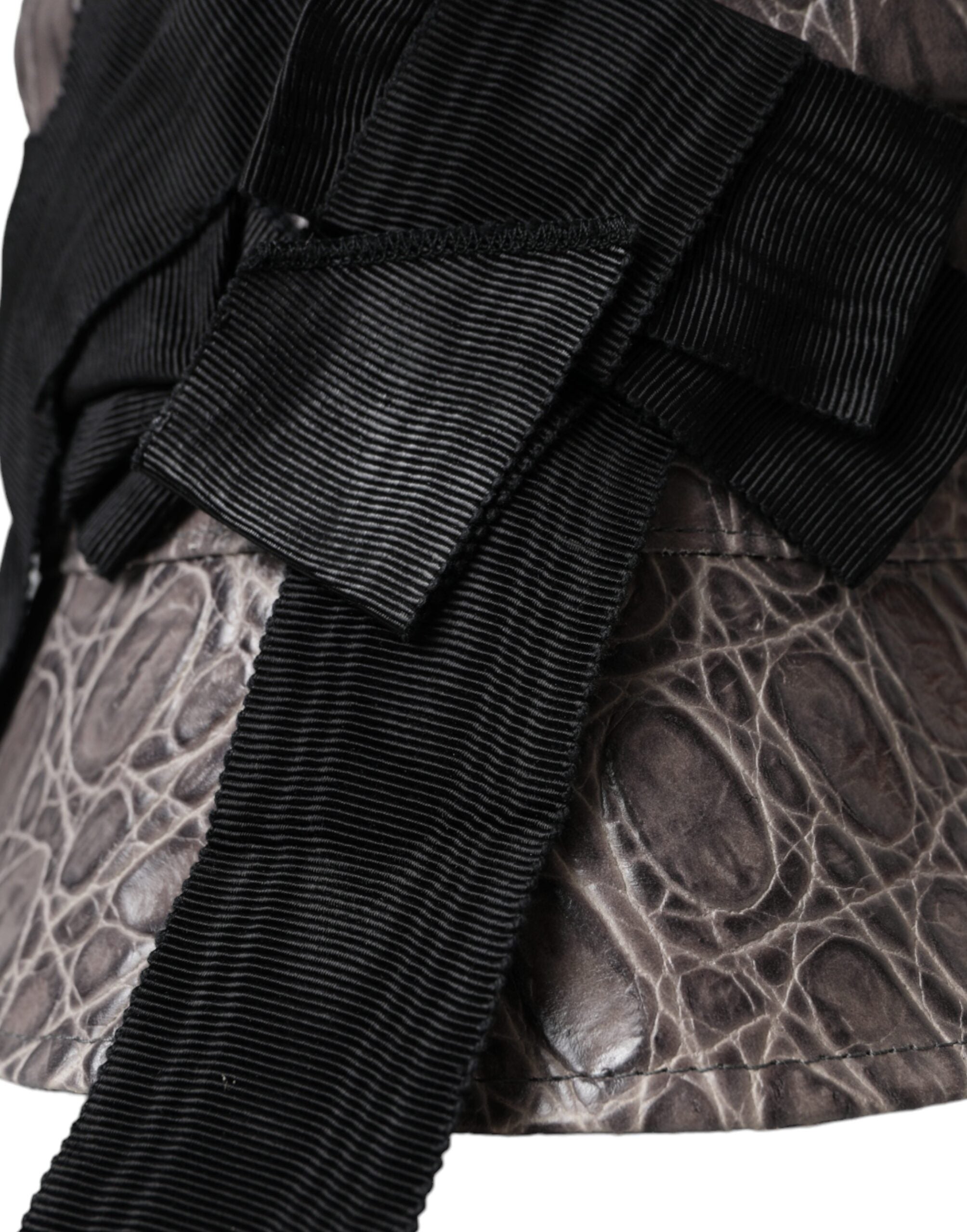 Black-grey patterned leather bucket hat