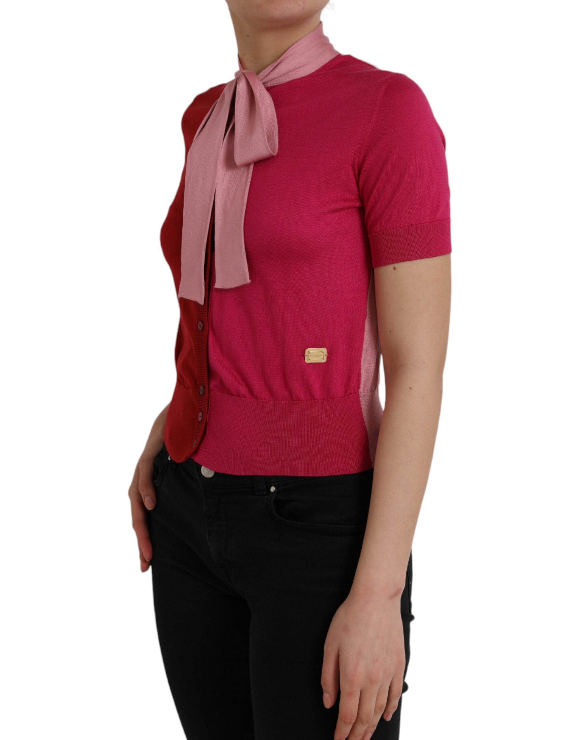 Pink short-sleeved sweater with ascot collar