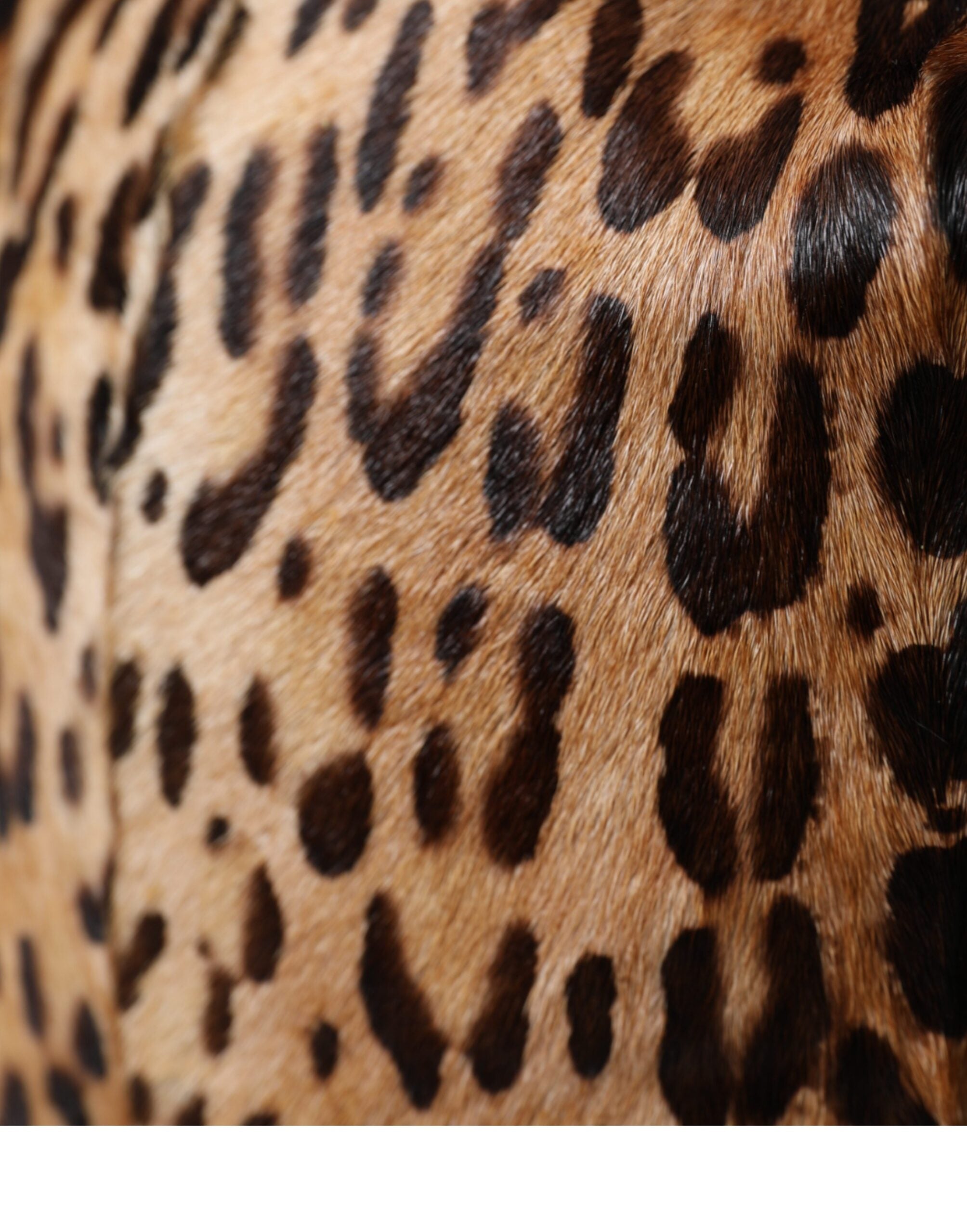 Brown leopard fur women bucket hat