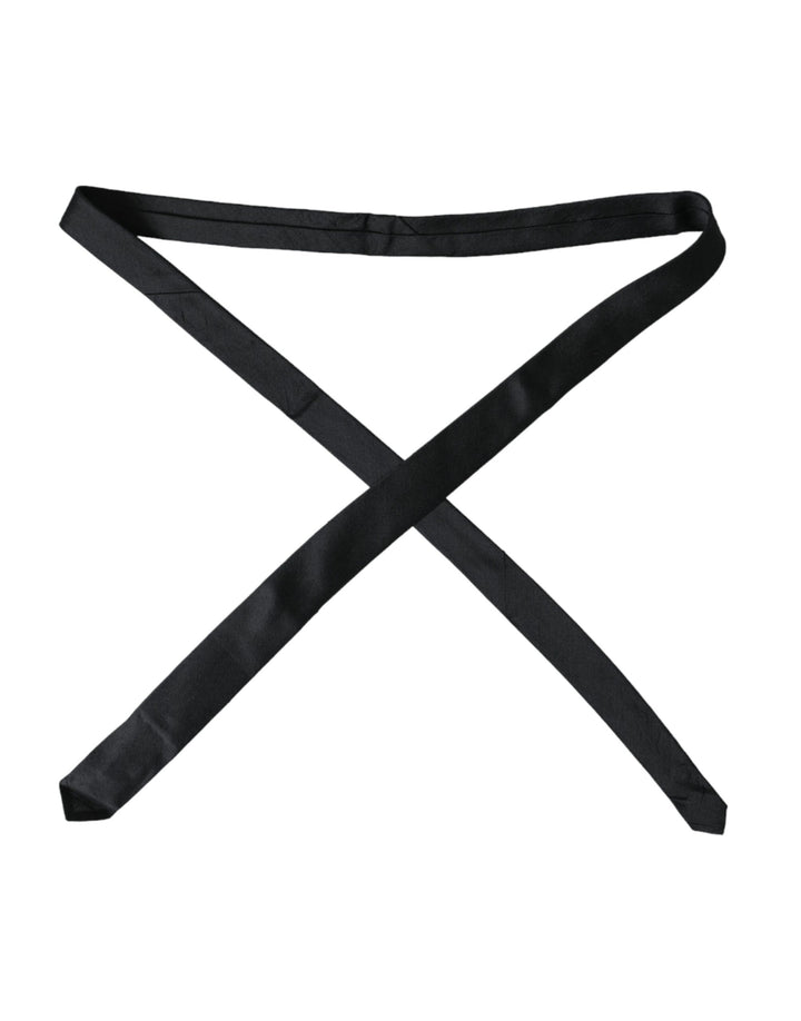 Black solid tie made of 100% silk, adjustable
