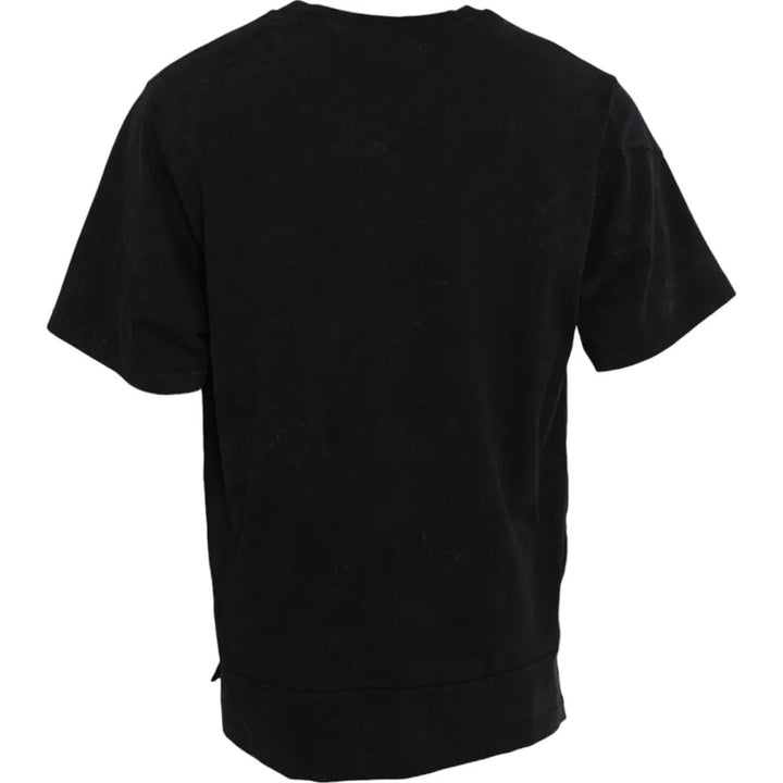 Schwarzes T-Shirt mit Rundhalsausschnitt aus Baumwolle mit Grafikdruck