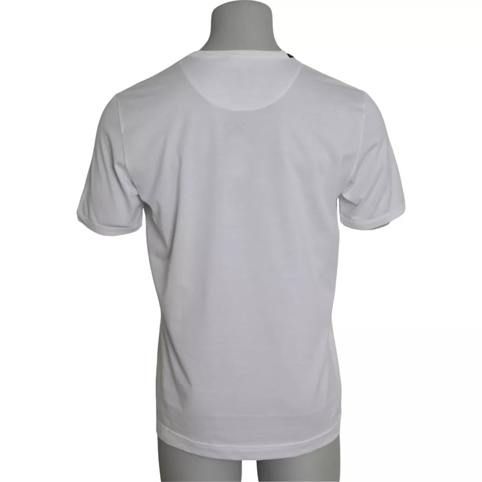 White cotton T-shirt with round neck and short sleeves
