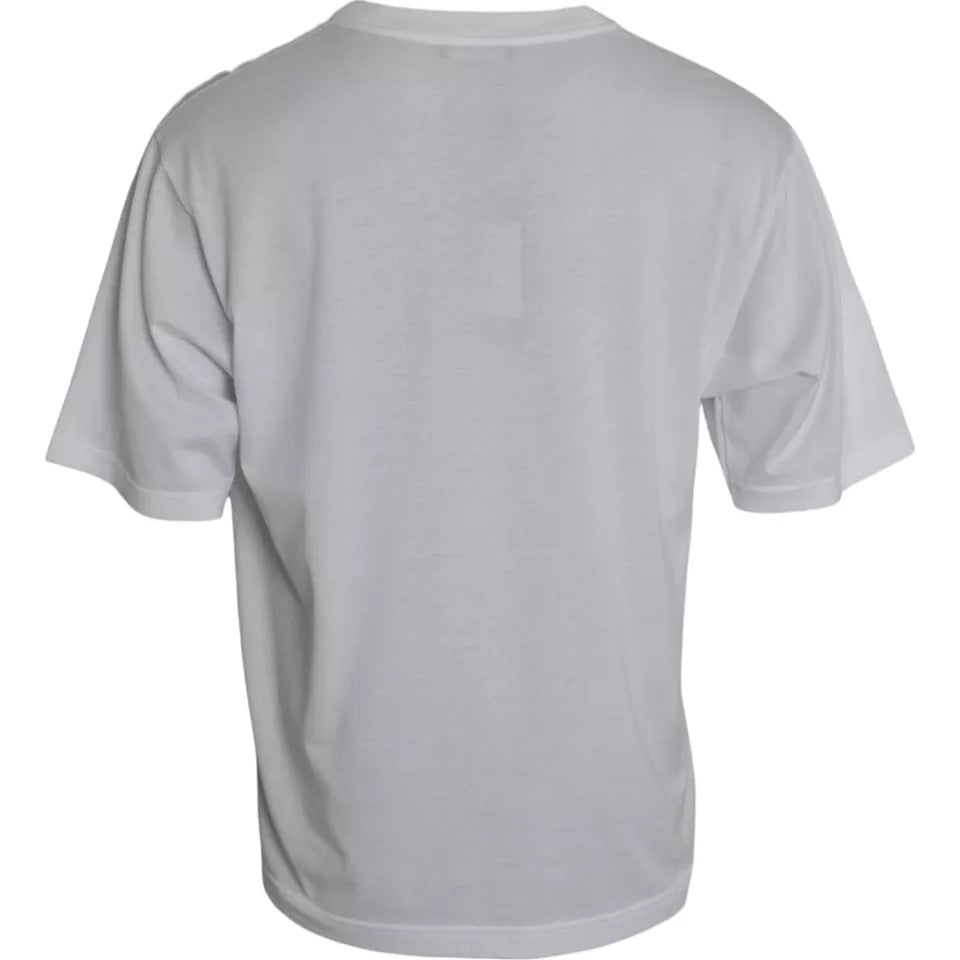 White cotton T-shirt with round neck and short sleeves