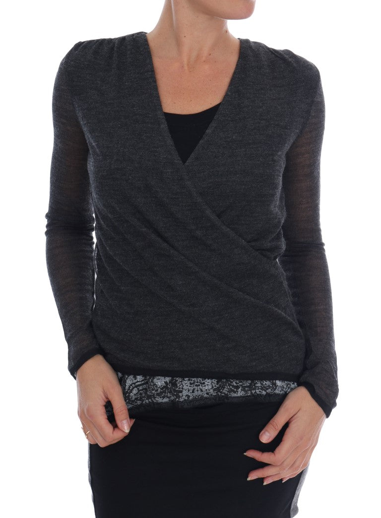 Chic grey blouse with lace sleeves