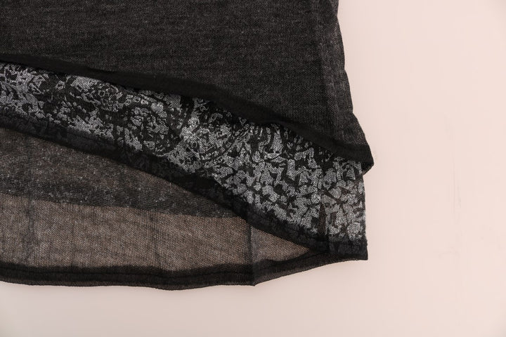 Schicke graue Bluse mit Spitzenärmeln
