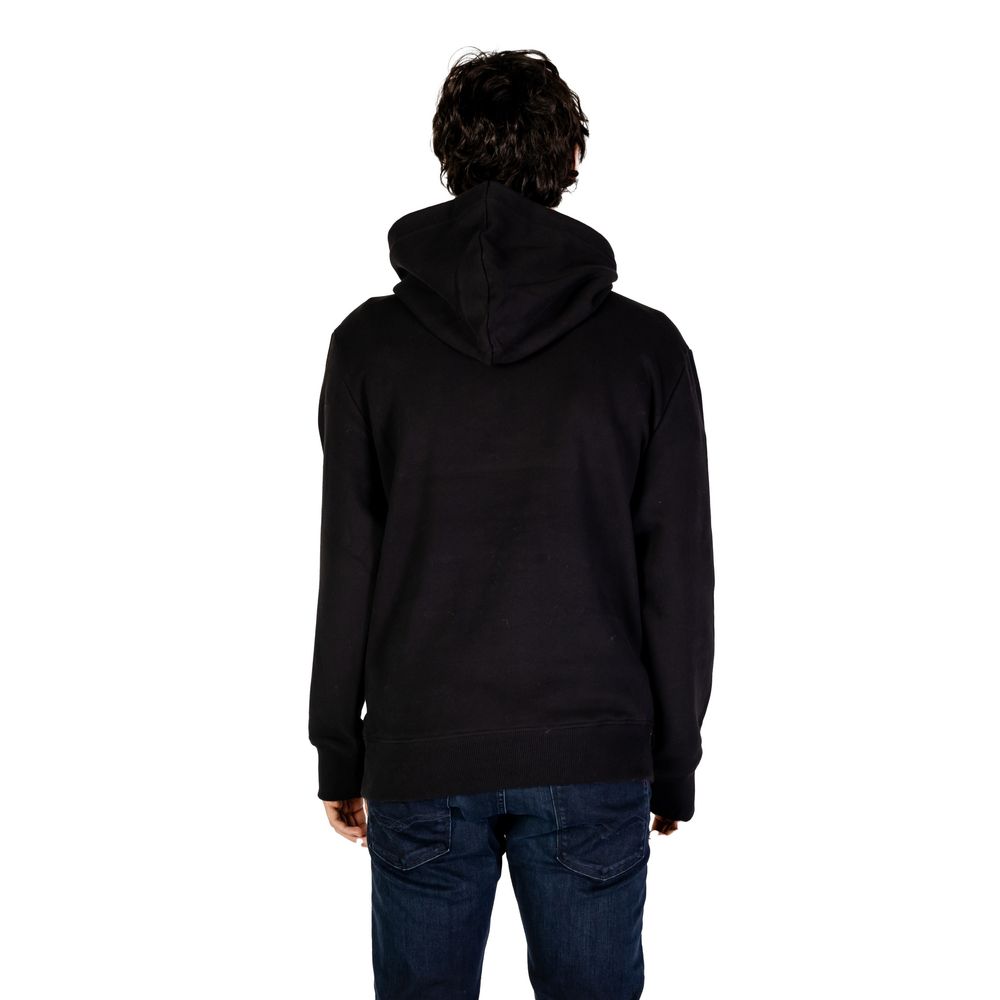 Black cotton sweater