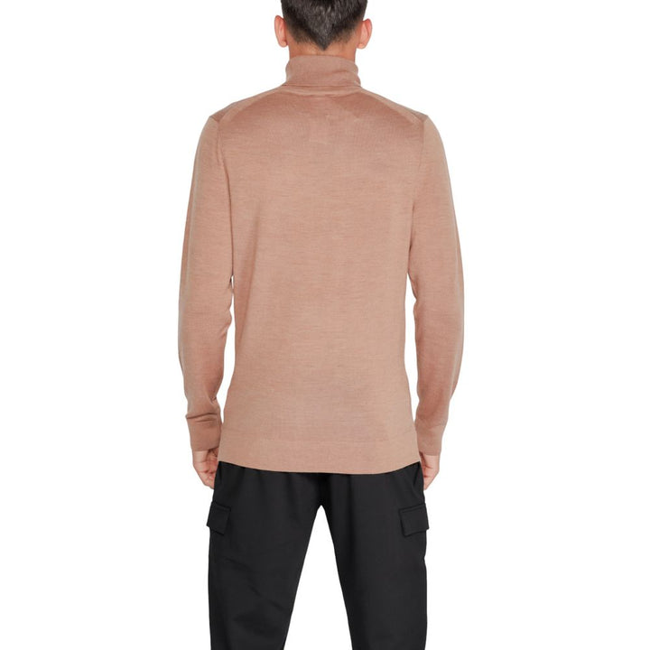 Beige wool sweater