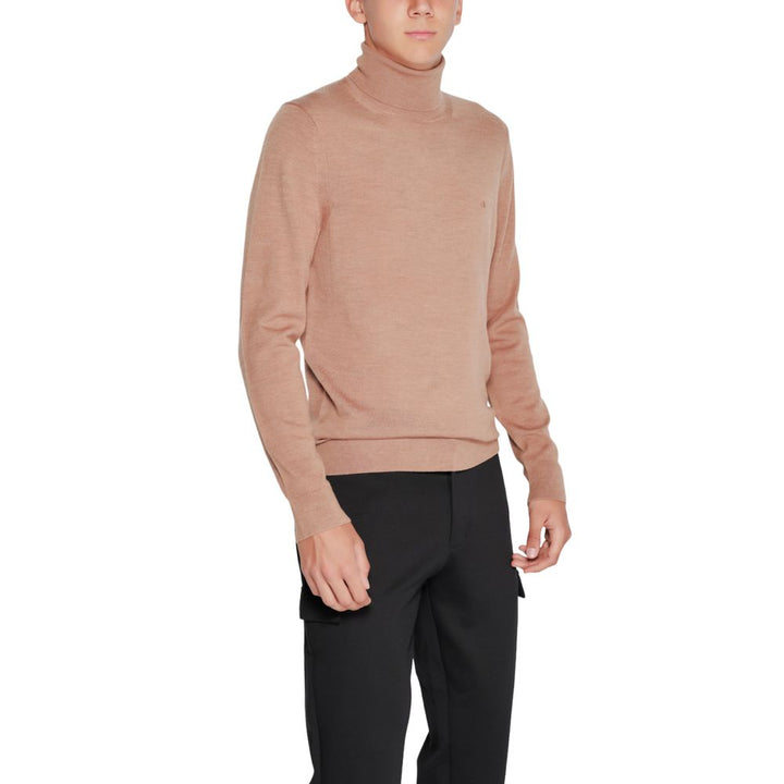 Beige wool sweater